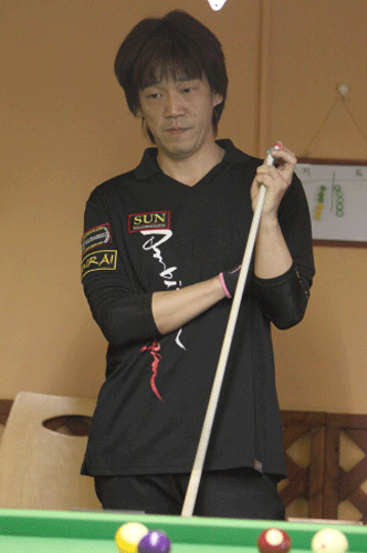 13hop_kawabata.gif