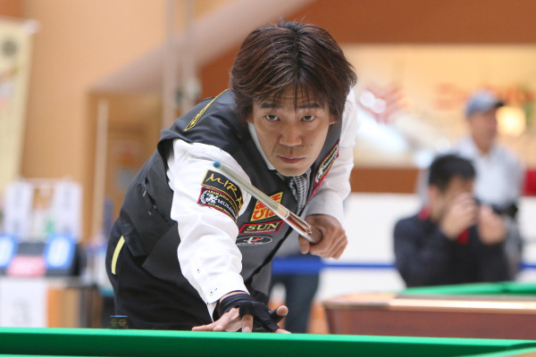 13hyogo_kawabataw.jpg