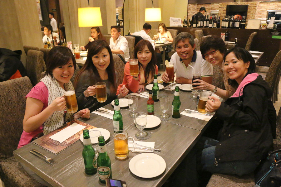 ww10cs_s1_dinner.jpg