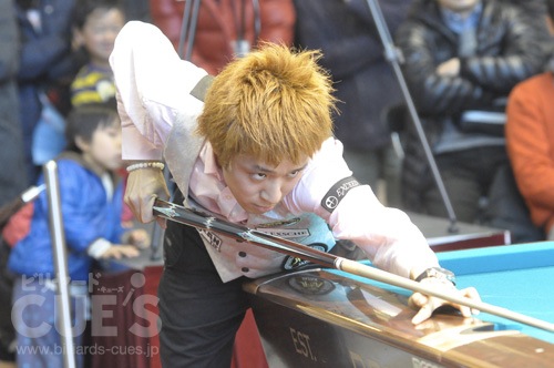 14cues03_hijikata_th.jpg