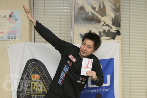 14ppgpwohi_pose_th.jp