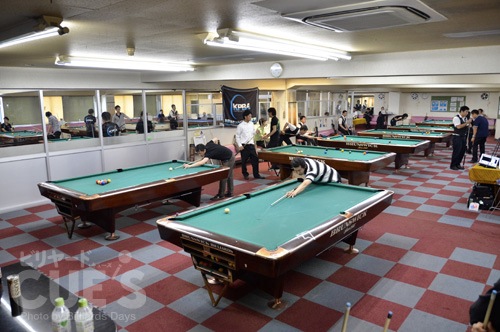 14tenballkpba_hall_th.jpg