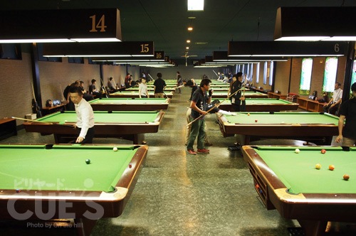 26kyushu_hall_th.jpg