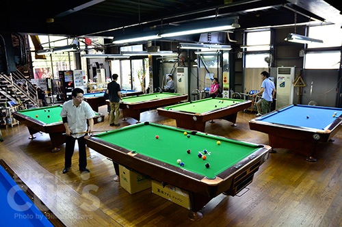 tohoku_hall.jpg
