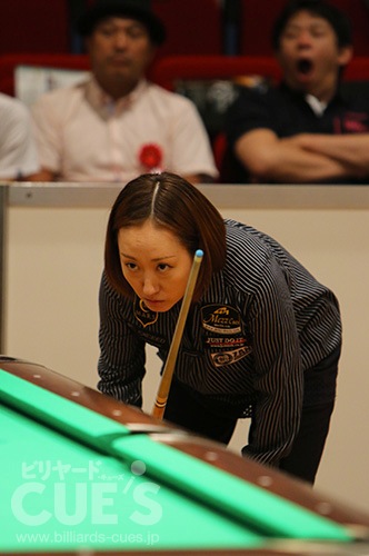 ajcs09_h.jpg