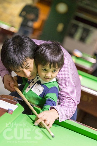 kids0425_oyako.jpg"