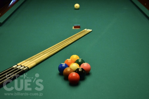 0810_table_th.jpg
