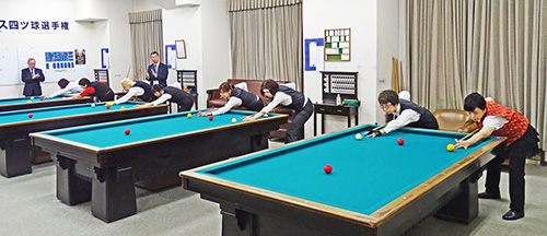 four12_table.jpg