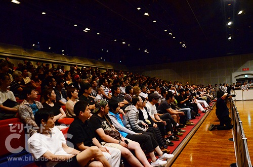 jo7_final_audience.jpg